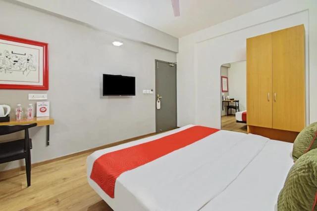 Kanak Beacon Hotel - Ashram Road Ahmedabad Ngoại thất bức ảnh